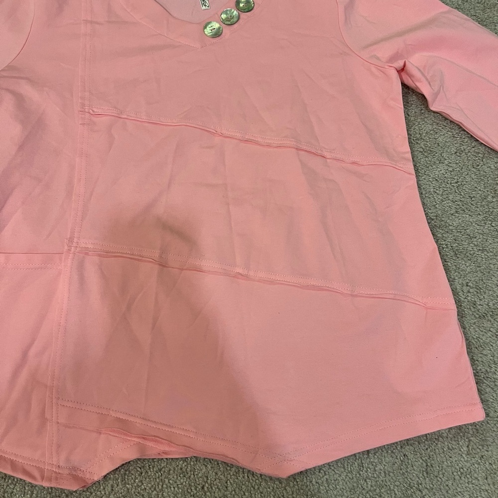 Lulu-B 3/4 Sleeve V-neck Blouse - Picture 3 of 10